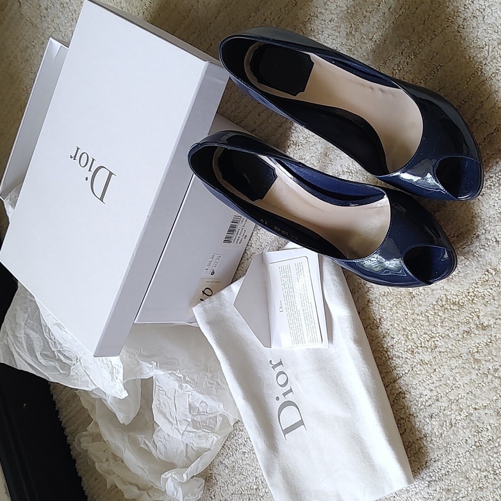 Miss DIOR Escarpin11 Bleu Foncé 38 from Saks Fifth Avenue - Picture 6 of 17